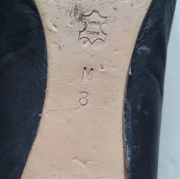 Beautiful Kenneth Cole black flats - square tip - Picture 5 of 5